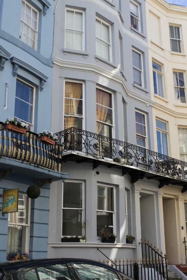 The Close To Apartment *
